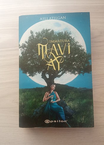 İmmatura Mavi Ay - Aslı Atılgan