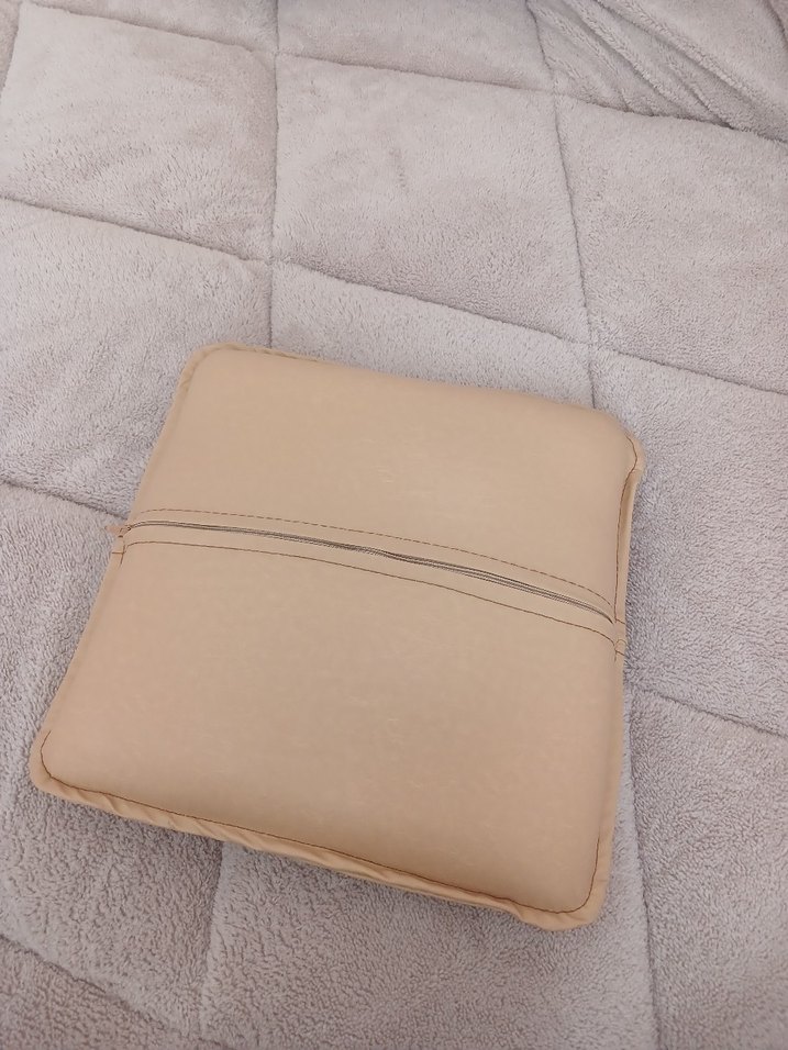 Bej Pastel ACURA massage pillow (masaj yastığı pilli) - Görsel 4