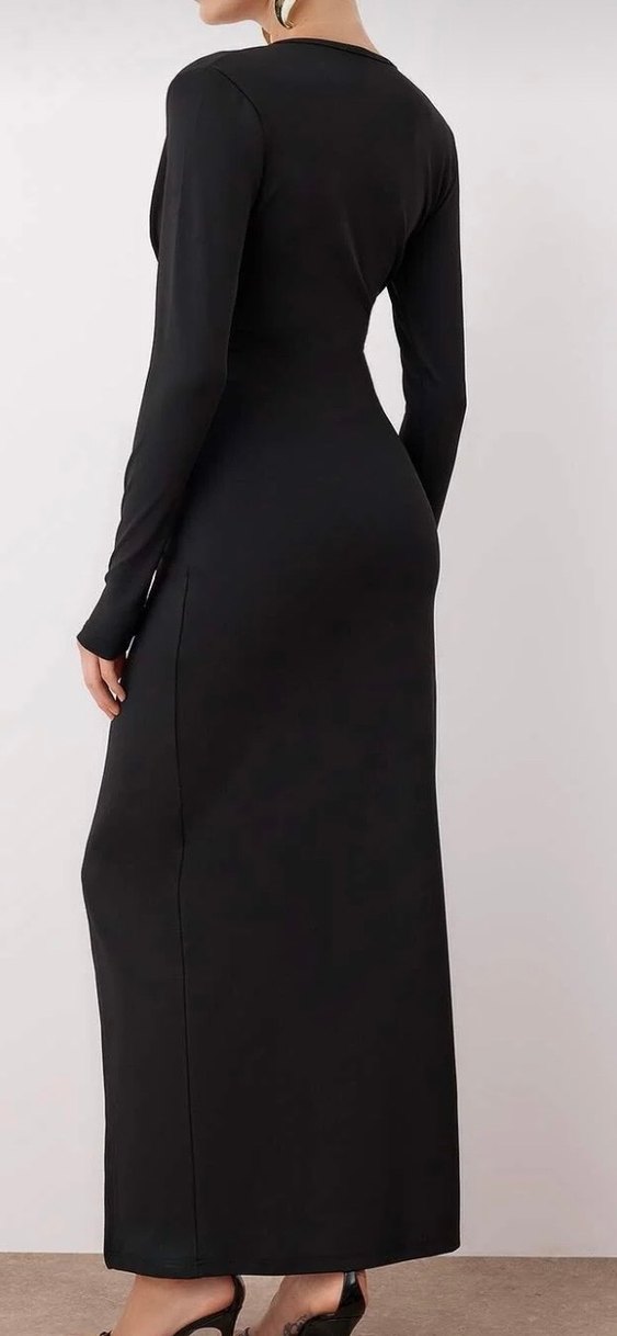 Uzun Siyah Drapeli V Yaka Elbise - Görsel 2