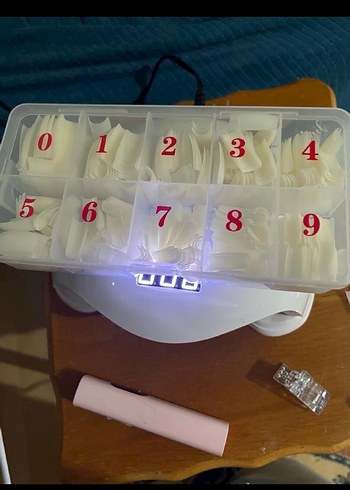 Beyaz Takma Tırnak Seti - Görsel 2