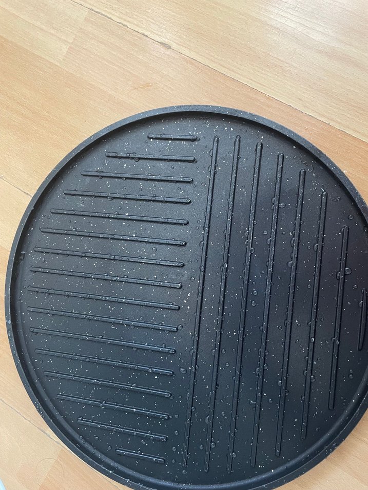 Siyah Yuvarlak Izgara Tava - Görsel 4
