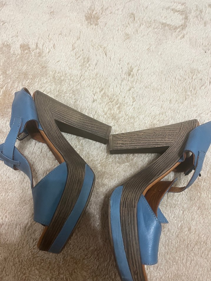 Mavi Dolgu Topuklu Kadın Sandalet - Görsel 3