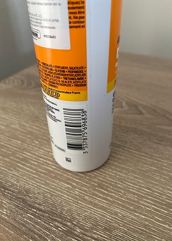 La Roche-Posay Anthelios SPF 50+ Güneş Kremi - Görsel 3