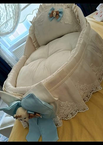 Beyaz Nakışlı Bebek Sepeti Mavi Fiyonk Detaylı - Görsel 5