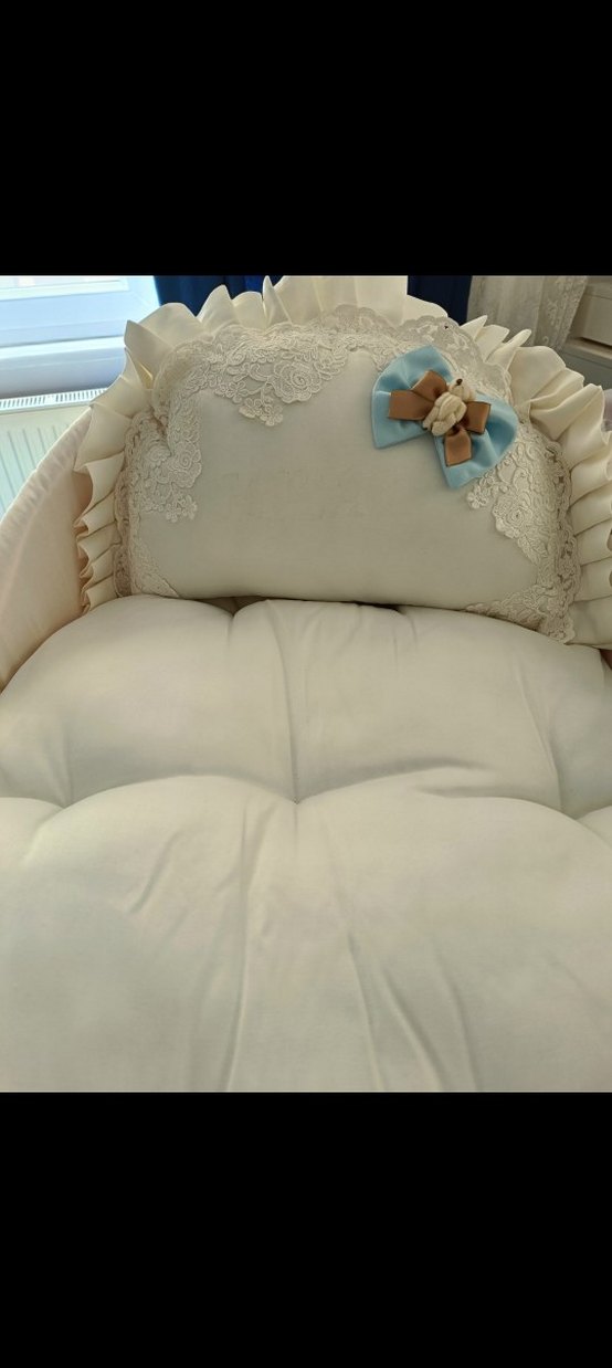 Beyaz Nakışlı Bebek Sepeti Mavi Fiyonk Detaylı - Görsel 3