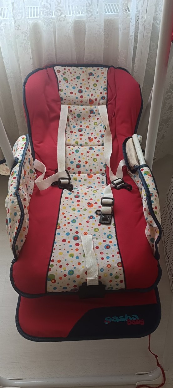 Renkli Desenli Kırmızı Bebek sallanır sandelye - Görsel 3