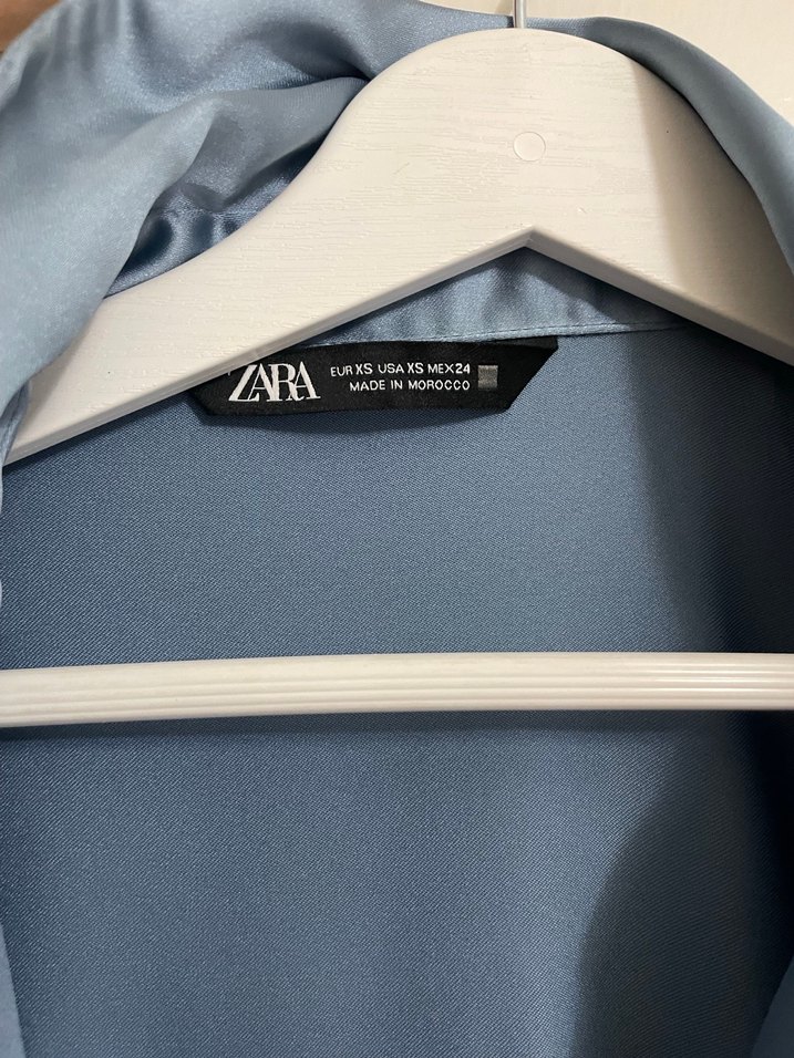 Zara Gri düğmeli saten gömlek xs / s beden uyumlu - Görsel 4