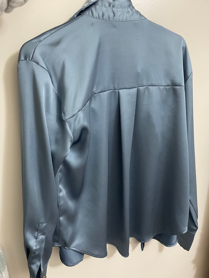 Zara Gri düğmeli saten gömlek xs / s beden uyumlu - Görsel 2