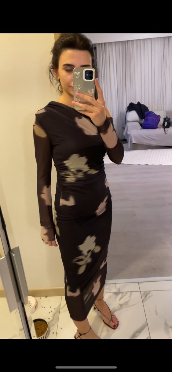 Uzun Kol Drapeli Siyah Batik Desenli Elbise - Görsel 2