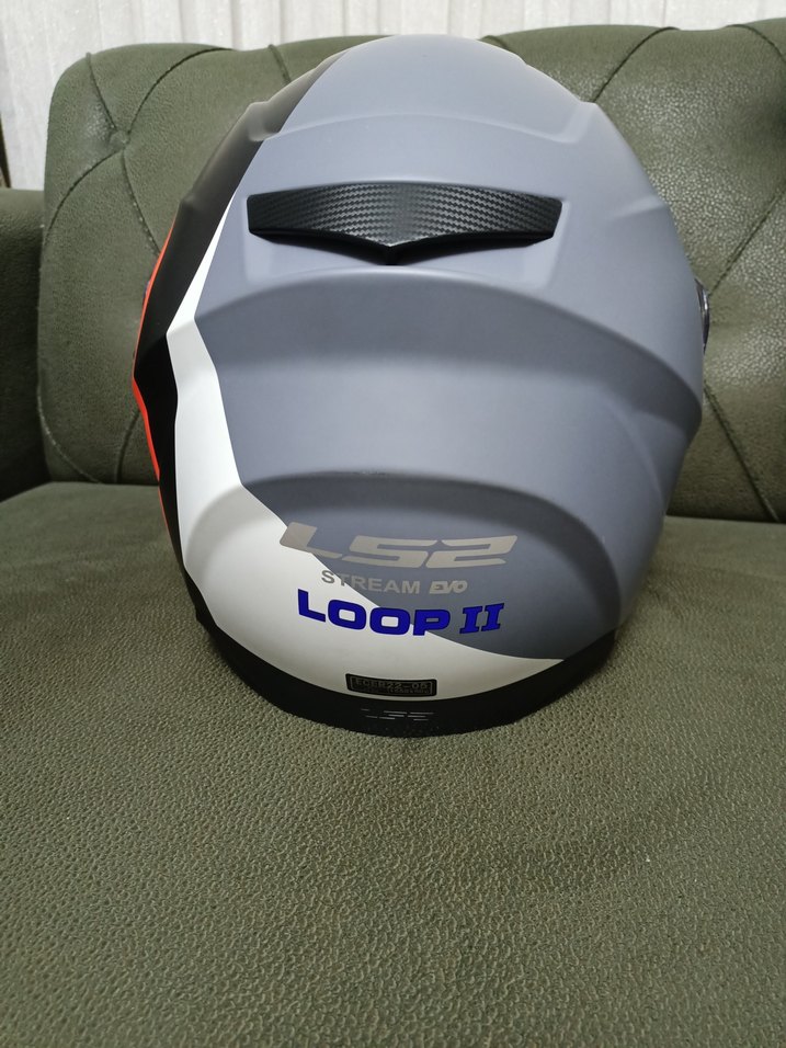 Beyaz renkli baskılı motosiklet kaskı - Görsel 4