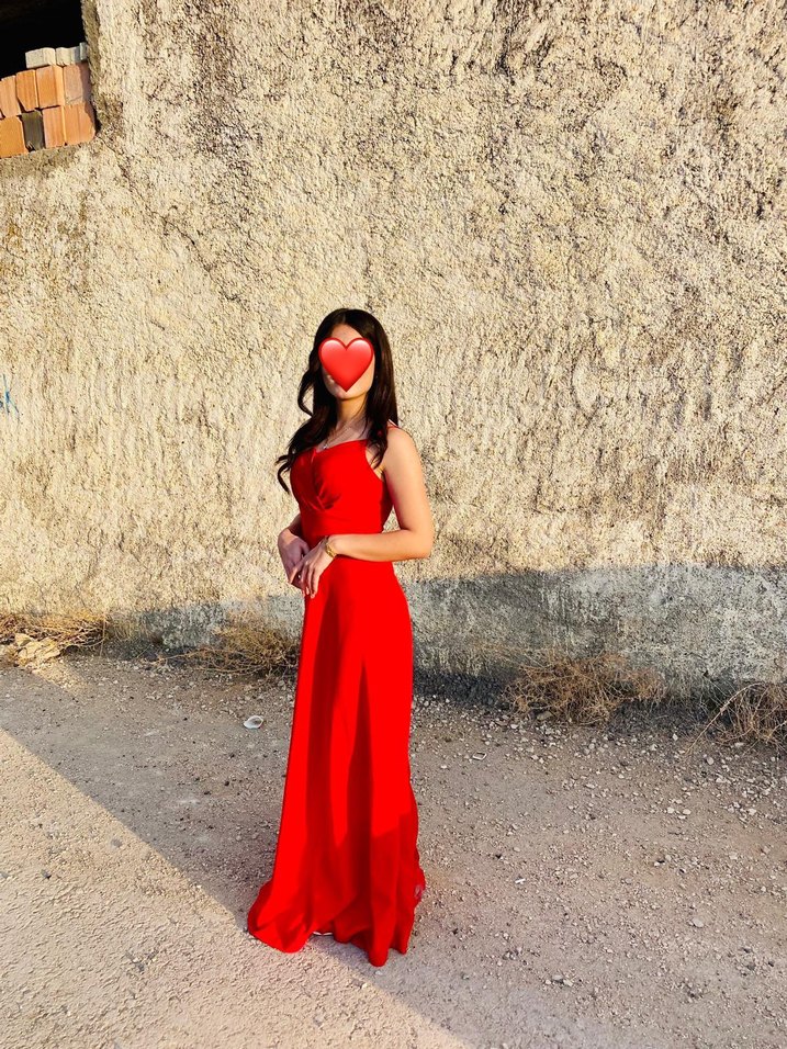 Kırmızı Drapeli Uzun Straplez Elbise - Görsel 2