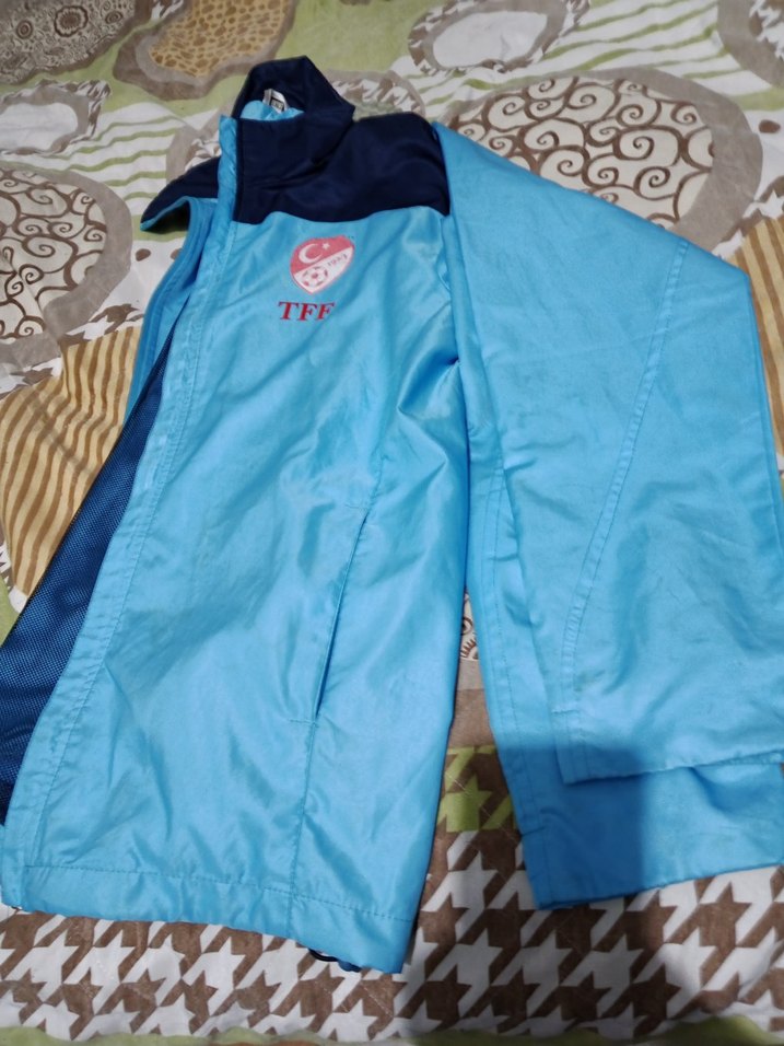 Erkek Mavi Rahat Kesim Kapüşonlu Yağmurluk - Görsel 4