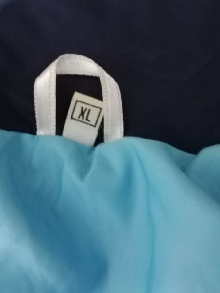 Erkek Mavi Rahat Kesim Kapüşonlu Yağmurluk - Görsel 3