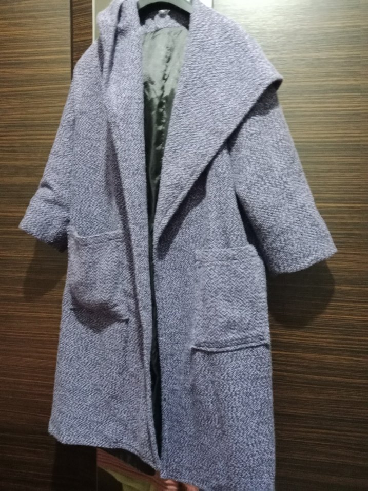 Gri Uzun Örgü Kadın Yün Kaban - Görsel 2