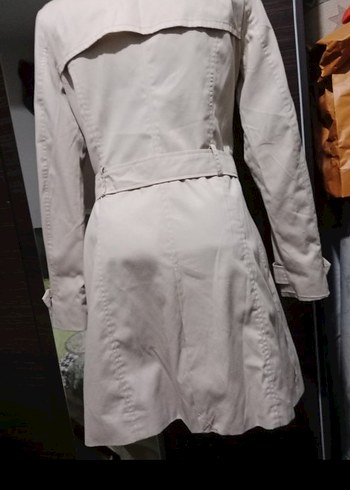 Düğmeli Beyaz Midi Trençkot - Görsel 2