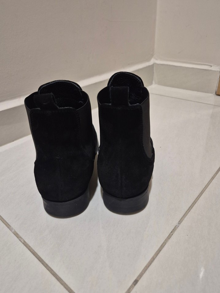 Siyah Süet Kadın Günlük Bot - Görsel 4