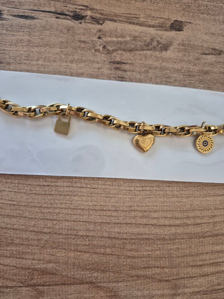 Zincir Detaylı Parlak Altın Renkli Bileklik - Görsel 2