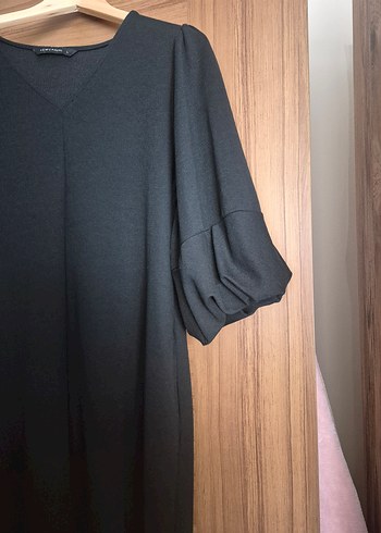 Drapeli Siyah V Yakalı Uzun Kadın Elbise - Görsel 3