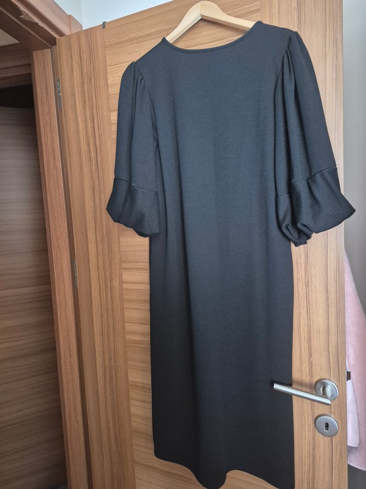 Drapeli Siyah V Yakalı Uzun Kadın Elbise - Görsel 4