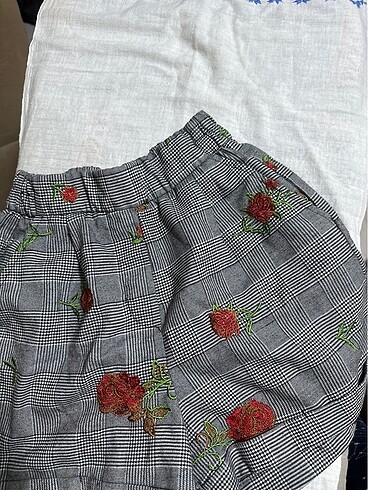 BERSHKA 4 mevsim şort