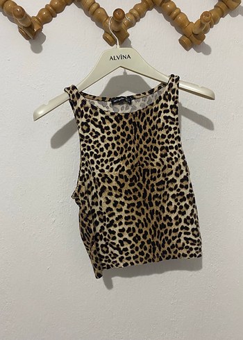 Leopar desenli kadın askılı