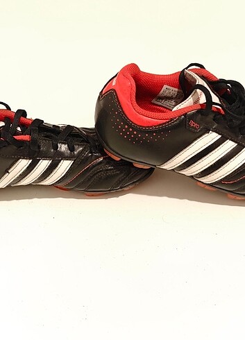 Adidas Halısaha ayakkabısi