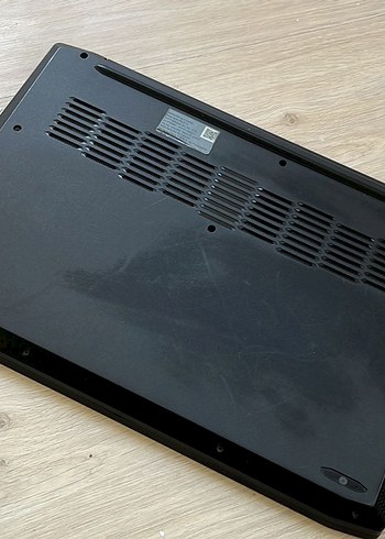 Lenovo Dizüstü Işıklı Bilgisayar - Görsel 3