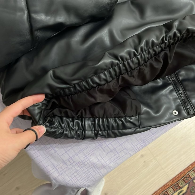 Siyah Deri Kısa Kadın Mont - Görsel 5