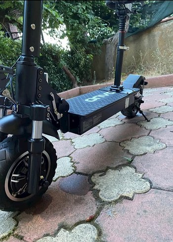  Beden siyah Renk ONVO ELEKTRİKLİ SCOOTER