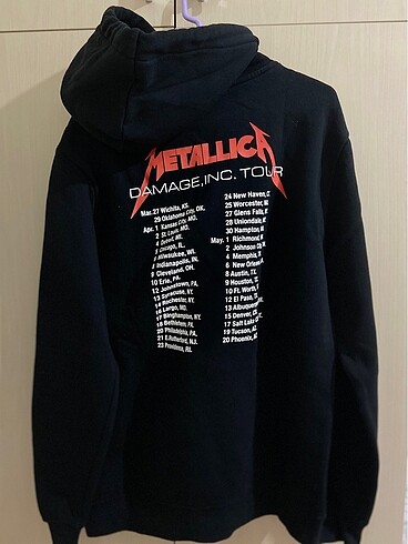 s Beden H&M Metallica sweatshirt