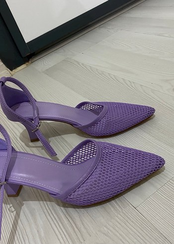 Mor Fileli Stiletto Topuklu Kadın Ayakkabı