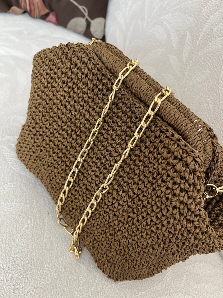 Zincir Detaylı Kahverengi Örgü Kadın Çanta - Görsel 4