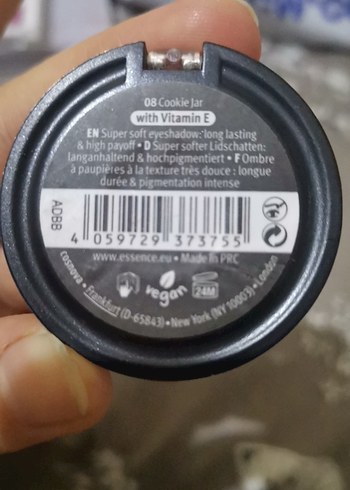 Essence Parlak Bej Göz Farı - Görsel 3