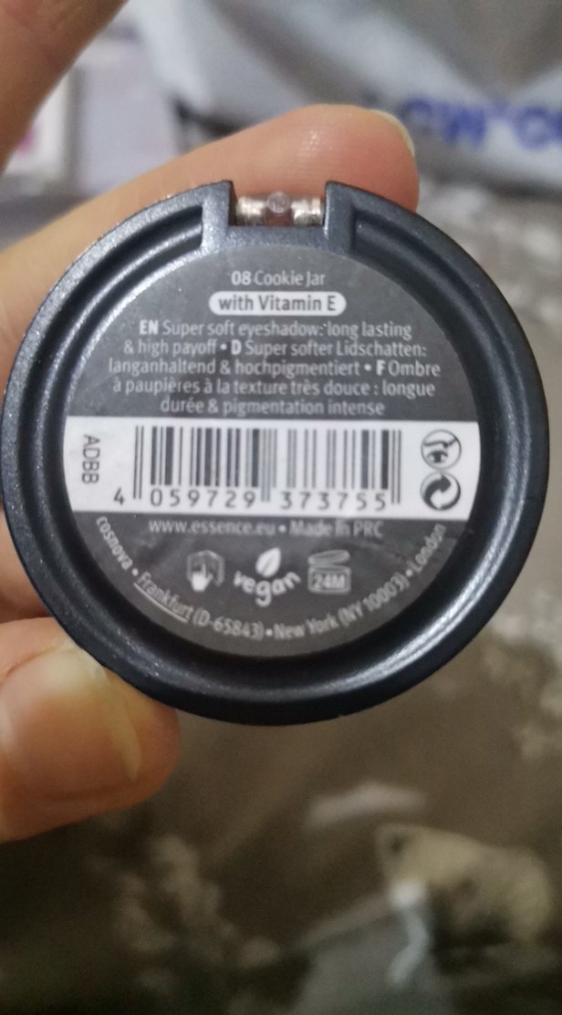 Essence Parlak Bej Göz Farı - Görsel 3