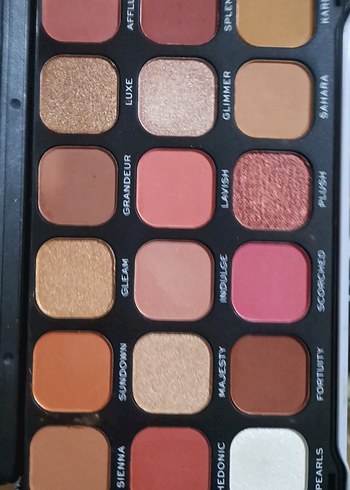 Revolution London Parlak Bej Göz Farı Paleti - Görsel 3