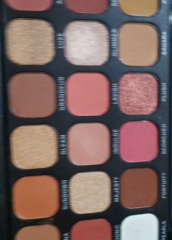 Revolution London Parlak Bej Göz Farı Paleti - Görsel 5