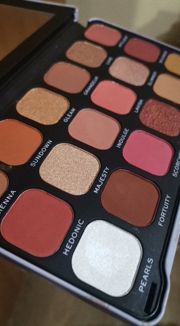 Revolution London Parlak Bej Göz Farı Paleti - Görsel 4