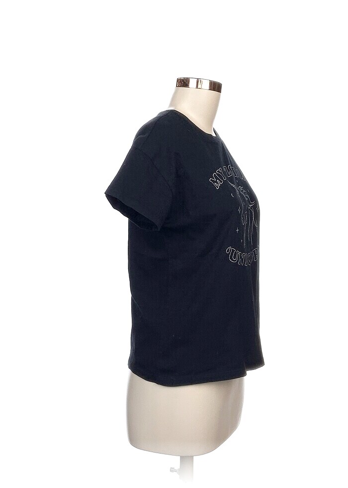 LC Waikiki T-shirt %70 İndirimli. - Görsel 2