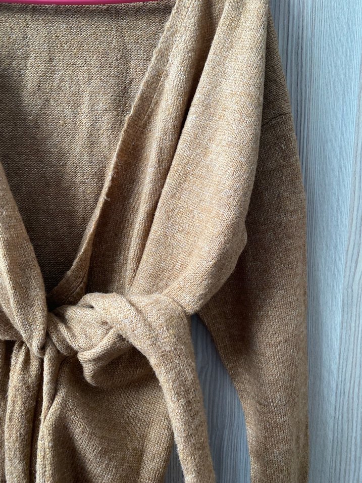 Bej V Yaka Uzun Triko Elbise - Görsel 5