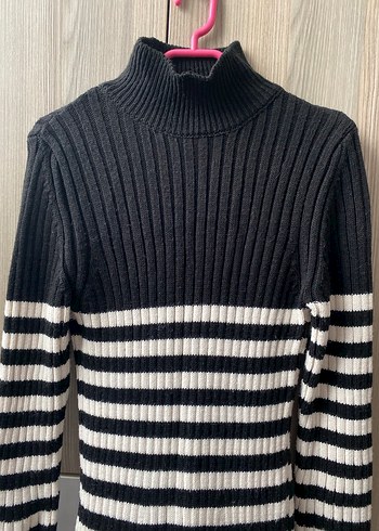 Siyah Beyaz Çizgili Uzun Triko Elbise - Görsel 3