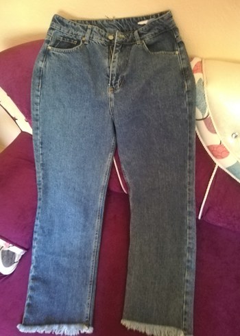 Zara Kort paça püsküllü Kesim Kadın Midi Kot Pantolon