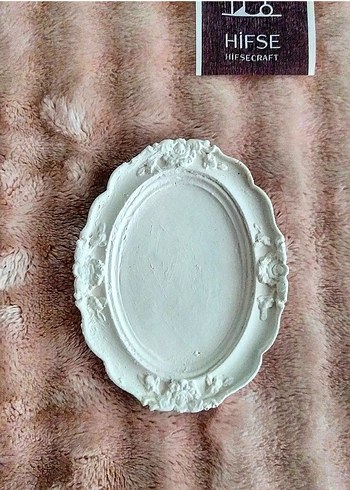 American Vintage Oval Kabartmalı Vintage Çerçeve