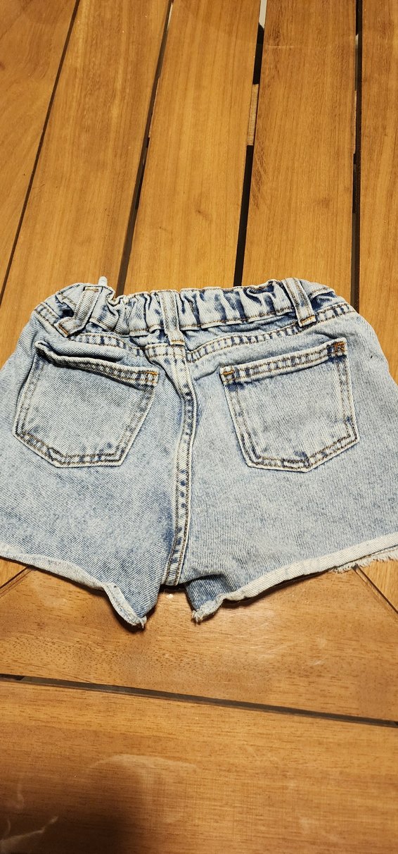 Zara kız çocuk Renkli Nakışlı Düğmeli Kız Kot Şort - Görsel 2