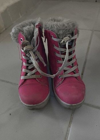 29 Beden Kız Çocuk Pembe Kürklü Spor Bot