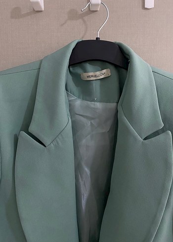 40 Beden Pastel Yeşil Düğmeli Kadın Blazer Ceket