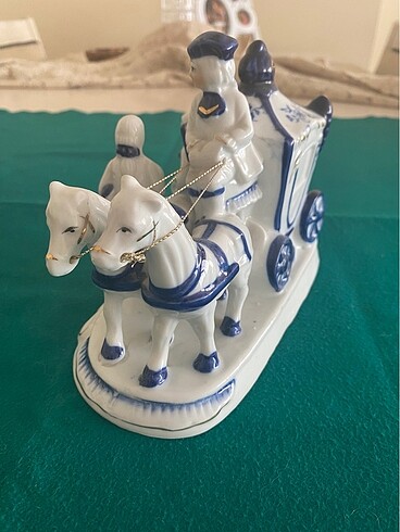 At Arabası Biblo