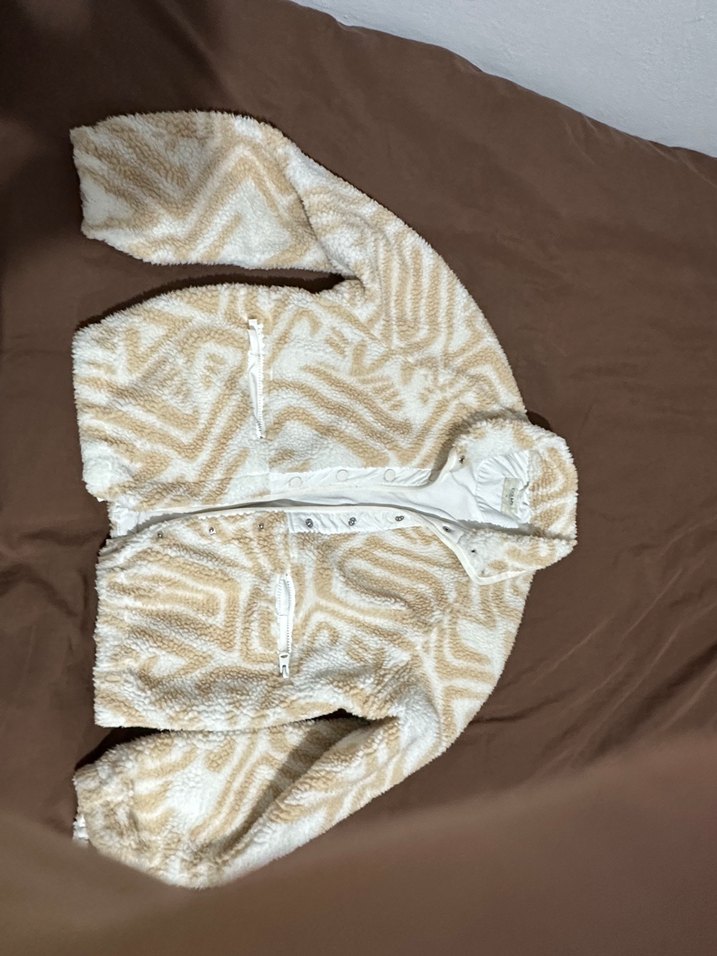 Bej Zebra Desenli Peluş Kadın Ceket - Görsel 2