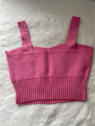 Zara Kısa Crop