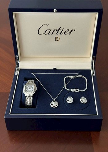 Cartier Altın Renkli Kadın Saat ve Takı Seti