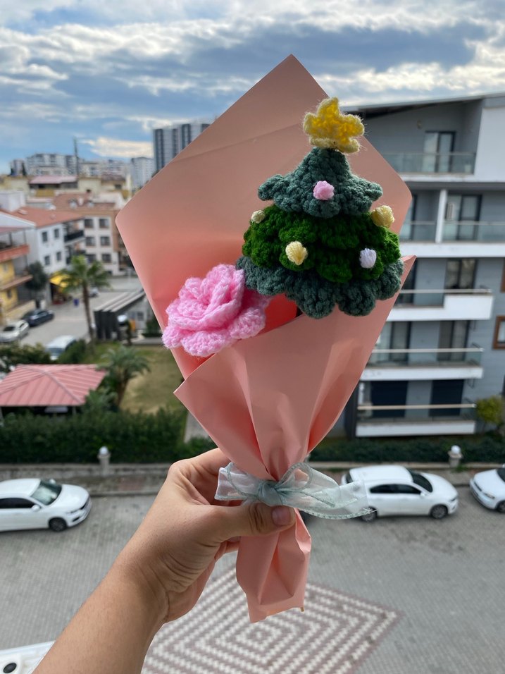 Çiçek Yılbaşı Ağacı Buketi - Görsel 3